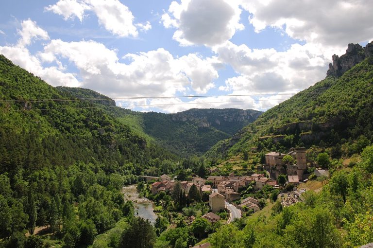 Vue de La Roque-Sainte-Marguerite