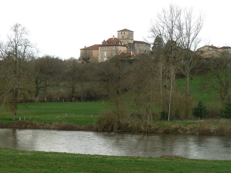 Vue de Manot