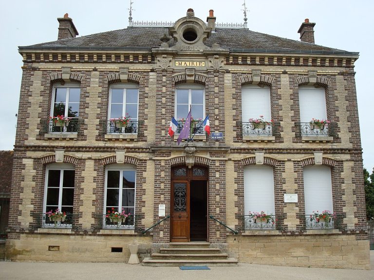 Vue de Neuville-sur-Vanne