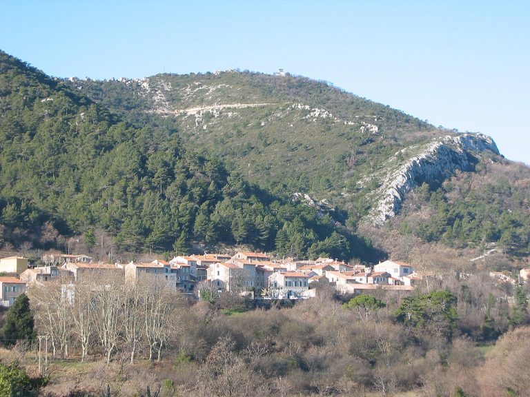 Vue de Saint-Savournin