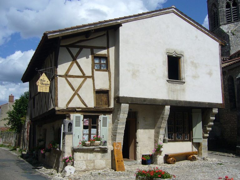Vue de Charroux