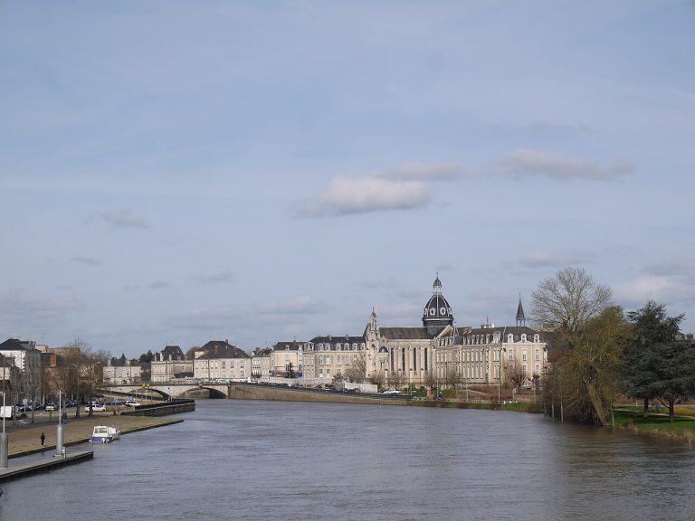 Vue de Château-Gontier