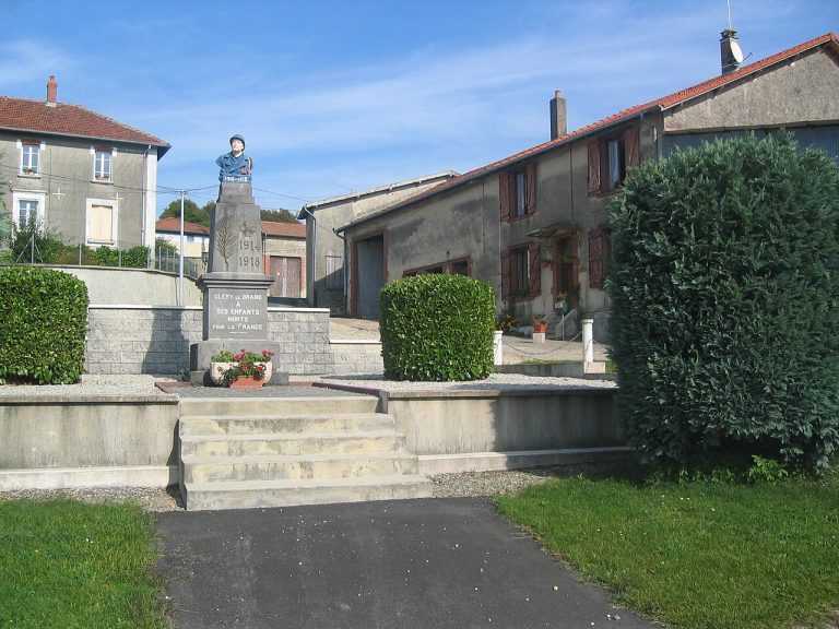 Vue de Cléry-le-Grand