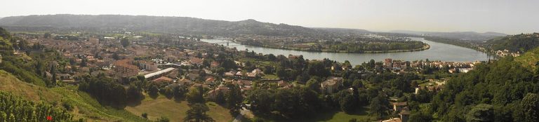 Vue de Condrieu