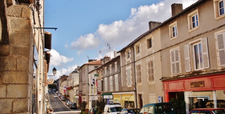 Vue de Couhé