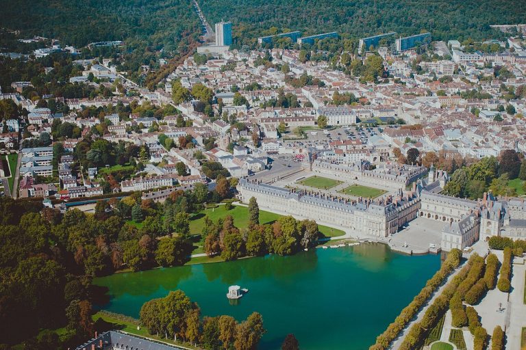 Vue de Fontainebleau