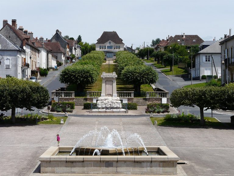 Vue de Jumilhac-le-Grand