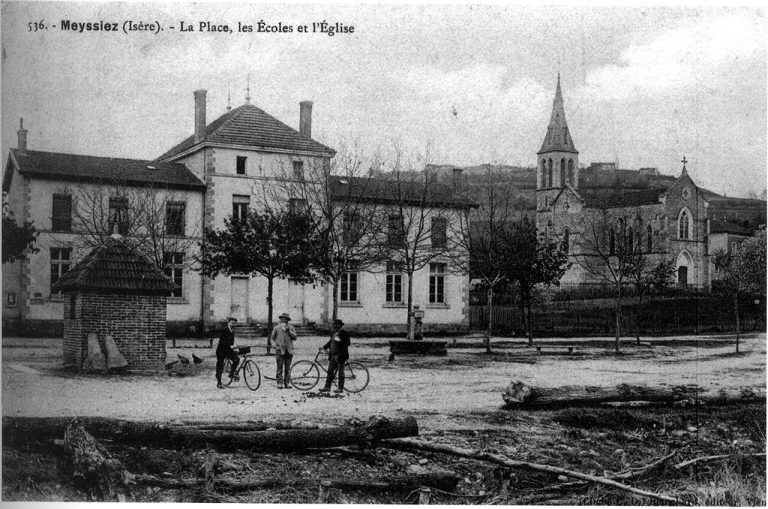 Vue de Meyssiez