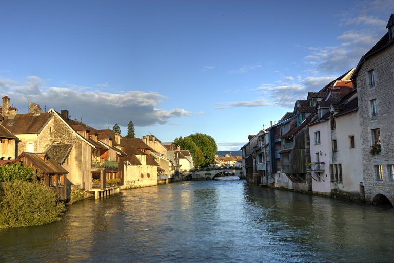 Vue de Ornans