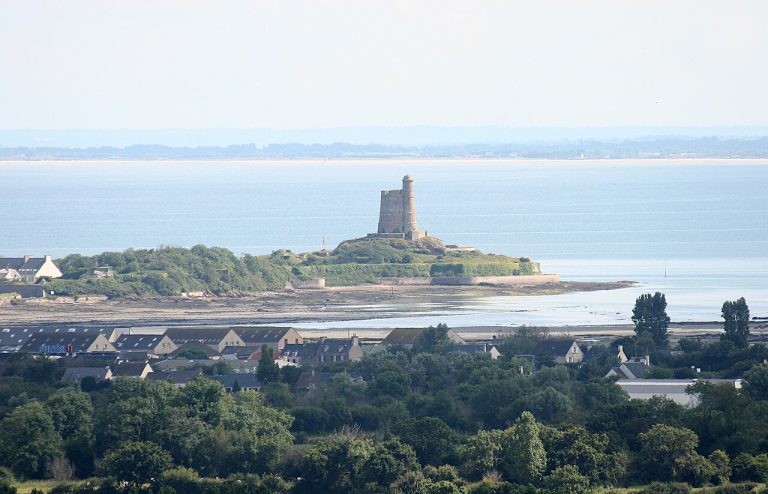 Vue de Saint-Vaast-la-Hougue