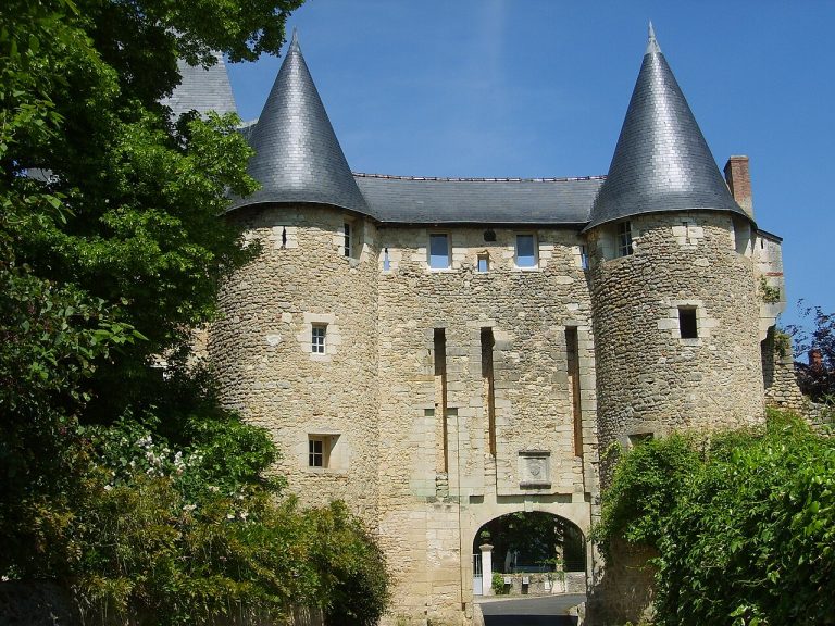 Vue de Villeloin-Coulangé